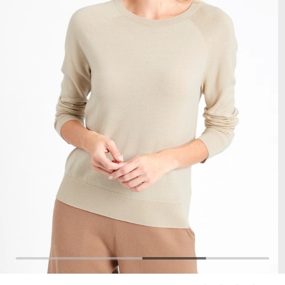 Sweater - Picture 4 of 5